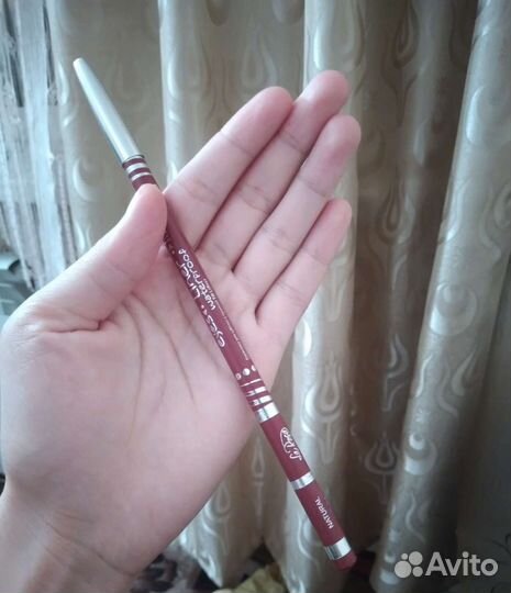 Карандаш для губ