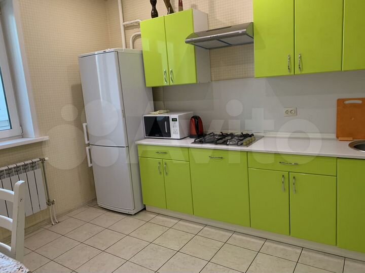 2-к. квартира, 72 м², 10/12 эт.