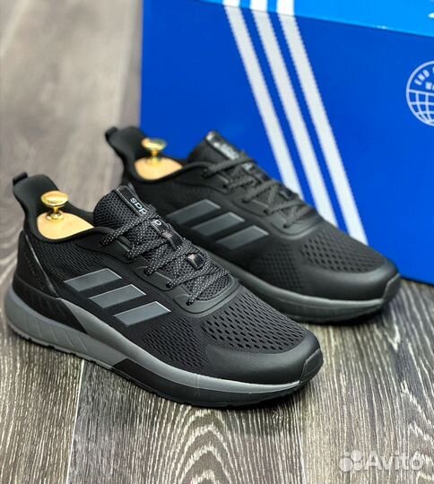 Кроссовки Adidas Questar RG