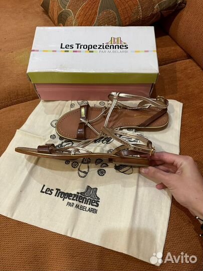 Сандалии новые 39