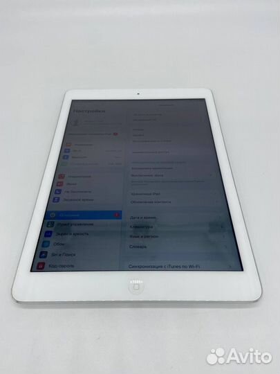 Планшет Apple iPad Air 64Gb Wi-Fi+Cellular