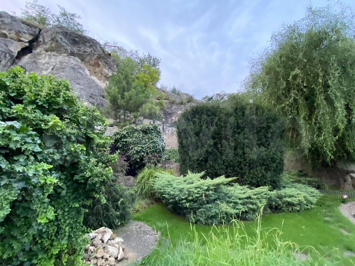 Дом 360 м² на участке 7 сот.