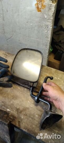 Зеркало заднего вида боковое
