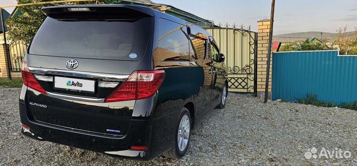 Toyota Alphard 2.4 AT, 2013, 200 000 км