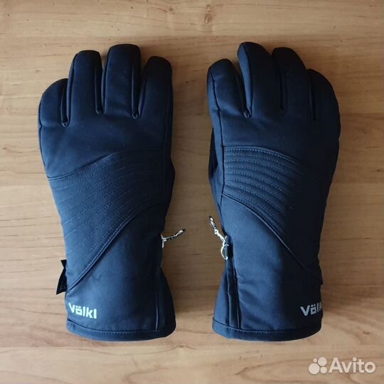 Перчатки Volkl