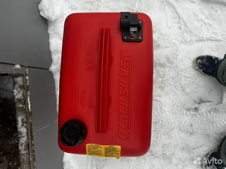 Топливные оригинальные баки для моторной лодки