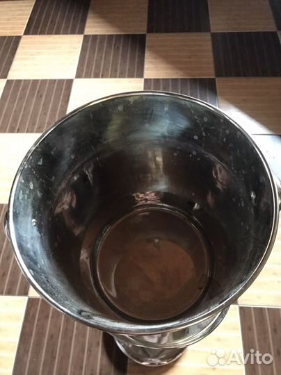 Напольная подставка для охлаждающего ведра