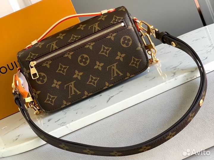 Сумка louis vuitton poschette metis east west