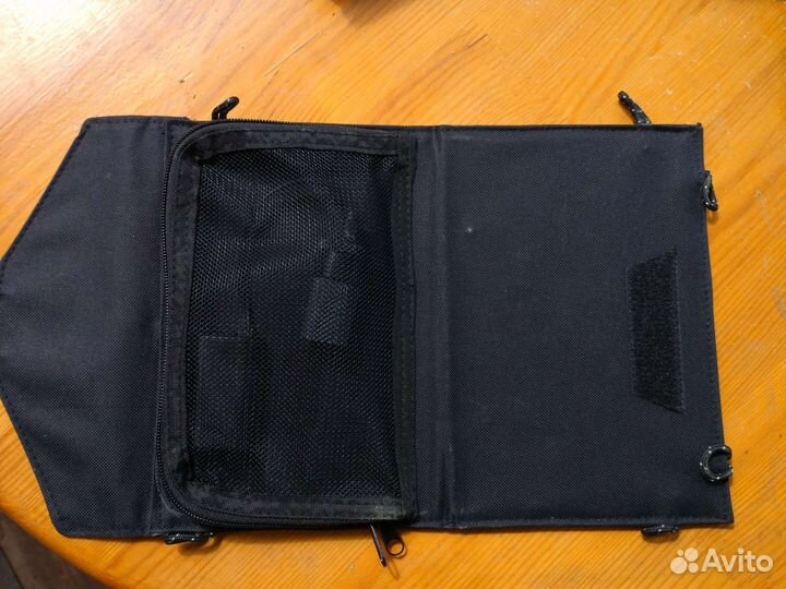 Зарядное устройство на солнечных батареях