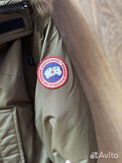 Зимняя куртка canada goose