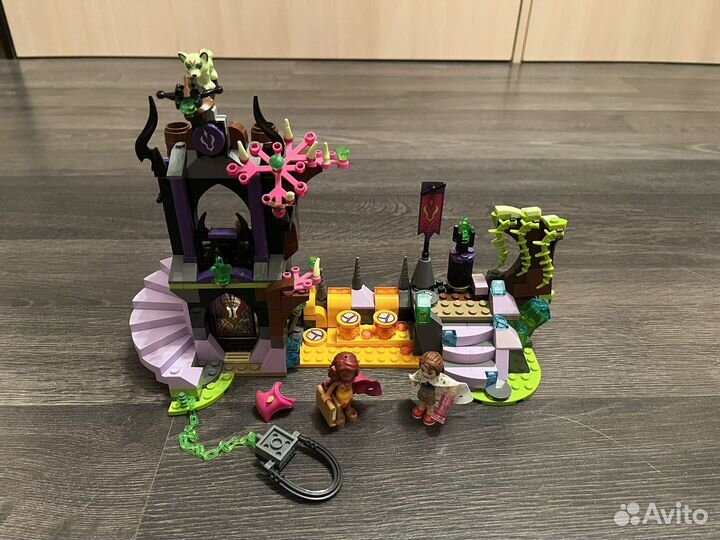 Lego friends 41179 Спасение Королевы драконов