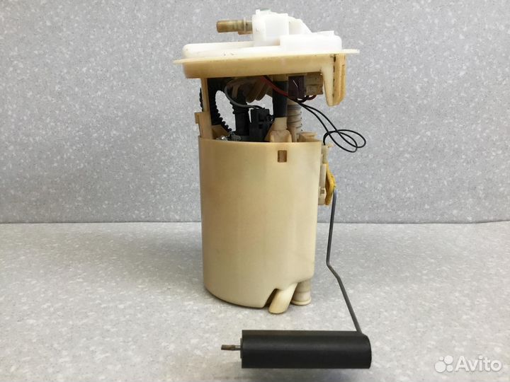 Насос топливный электрический Renault Logan 2005-2