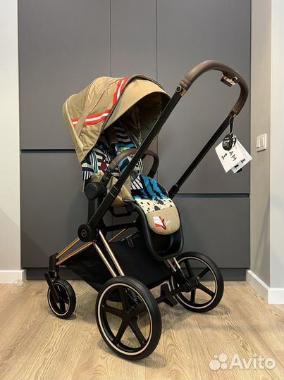 Cybex Priam 4 2022 One Love by Karolina Kurkova