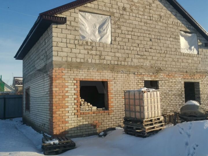 Дом 140 м² на участке 5 сот.