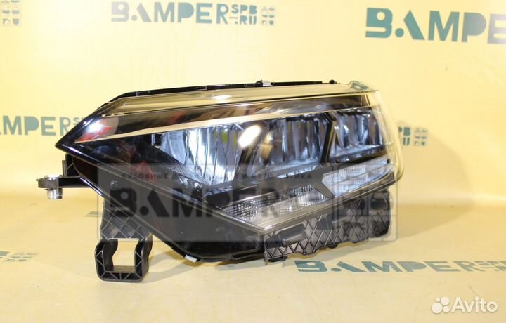 Фара левая на Volkswagen Polo 6 2020