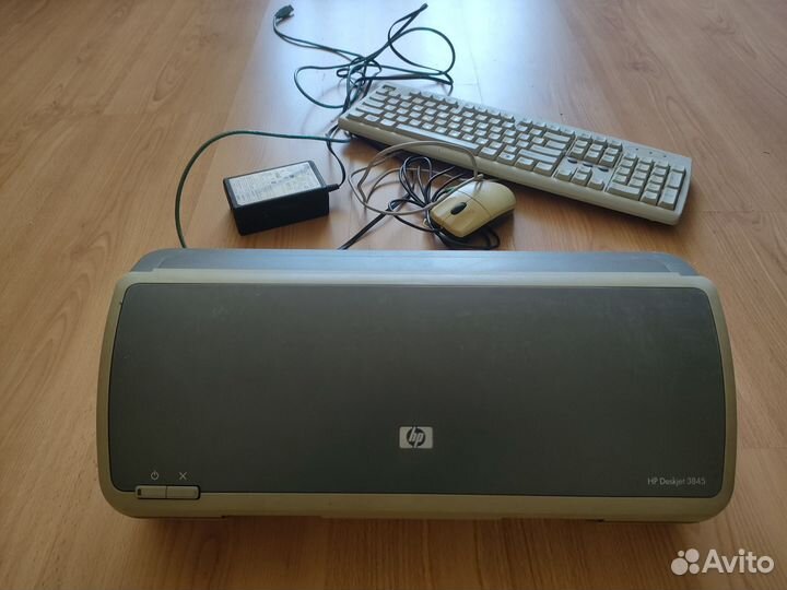 Цветной принтер HP DJ 3845
