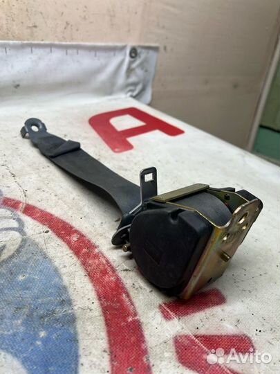 Ремень безопасности задний Renault Symbol