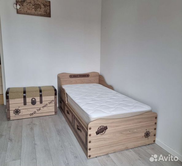 Мебель в детскую комнату корсар