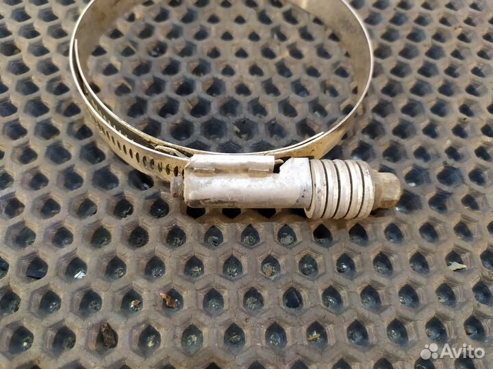 Хомут патрубка интеркулера