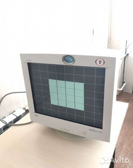 Старые мониторы, разные модели