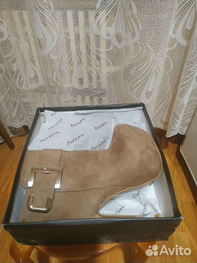 Ботильоны новые, замша