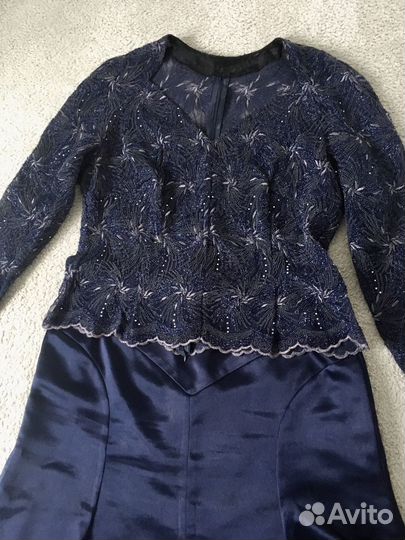 Костюм-юбка и блузка