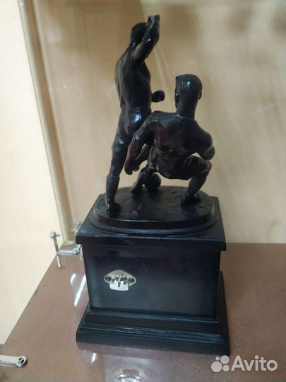 Каслинское литье часы футболисты