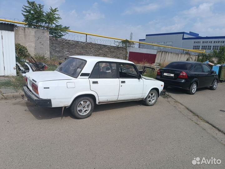 ВАЗ 2107 1.6 МТ, 1993, 10 000 км