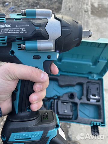 Гайковерт аккумуляторный makita 800нм