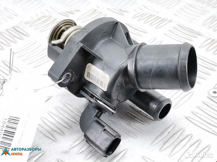 Корпус термостата Ford Mondeo 3 2001 1358178