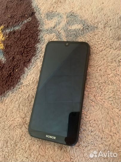 Телефон honor 8s