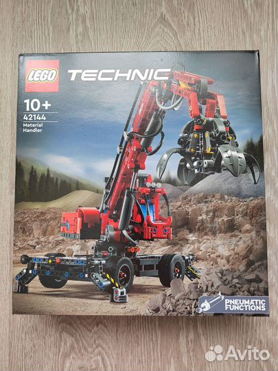 Конструктор Lego Technic Погрузчик 42144