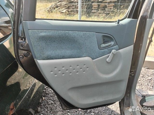 Дверь задняя левая Toyota Yaris Verso I (1999—2006) 7DLE1U