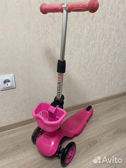 Самокат трехколесный