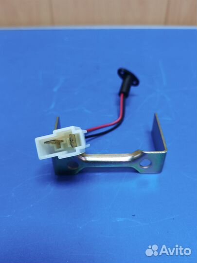 Указатель давления масла в кпп YY04-04