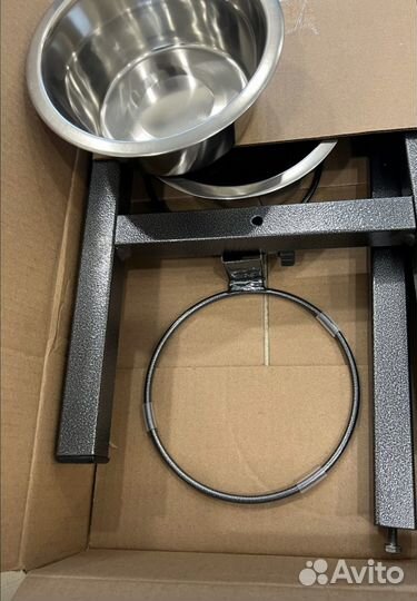 Миска для маленьких собак на подставке