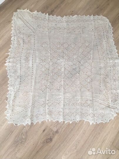 Новая Пуховая белая шаль