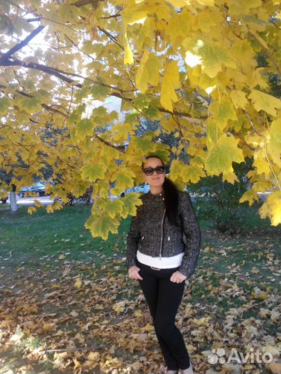 Администратор, менеджер по продажам, оператор 1С