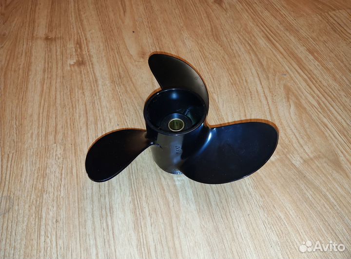 Винт к mercury 4,5,6, размер 7.8x7, оригинал