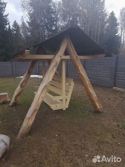 Качель уличная