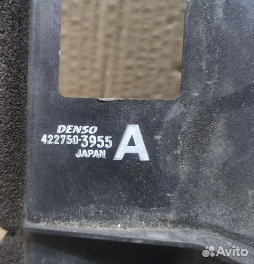 Диффузор toyota prius zvw30 2zr-fxe