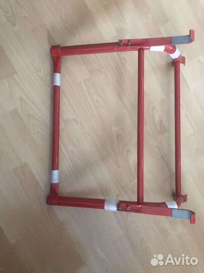 Турник на шведскую стенку