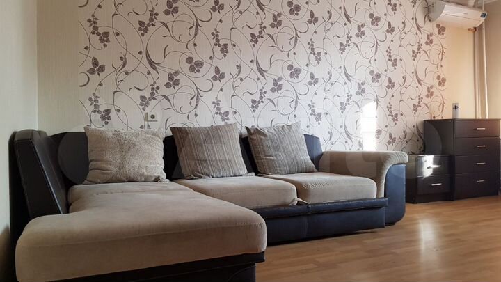 1-к. квартира, 54 м², 8/10 эт.