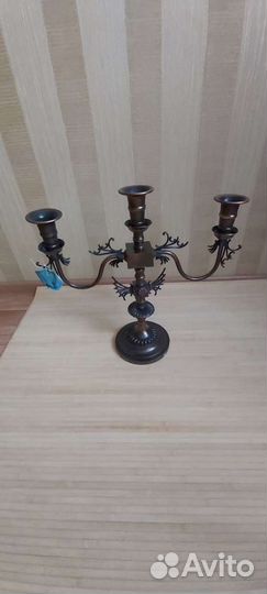 Подсвечник настольный на 3 свечи новый