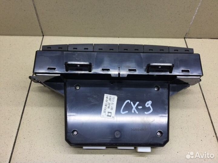 Блок управления климатической установкой Mazda