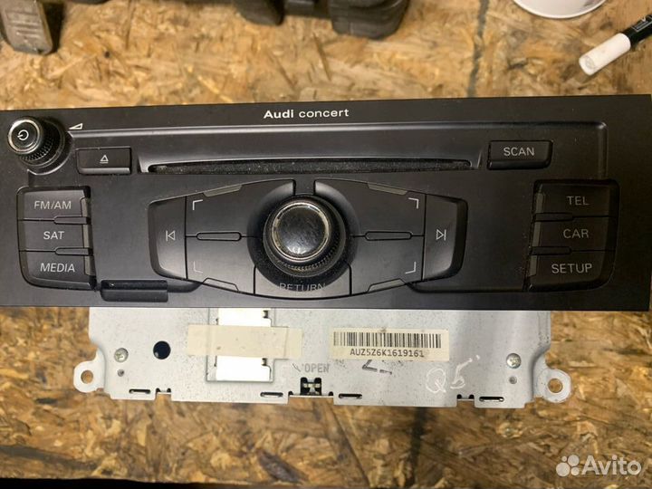 Штатная магнитола Audi Q5 8R 2.0T 2008-2017
