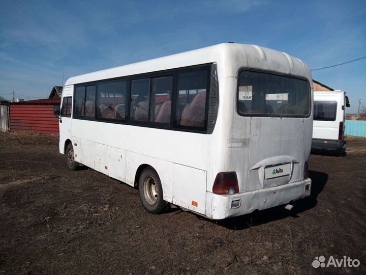 Междугородний / Пригородный автобус Hyundai County, 2011