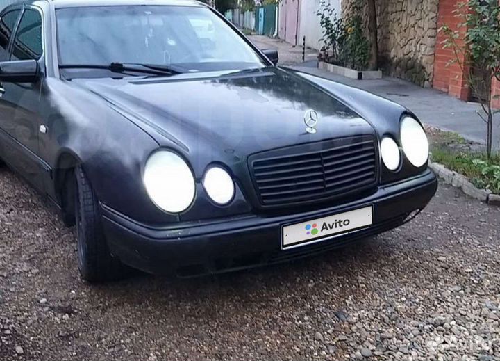 Mercedes-Benz E-класс 2.3 AT, 1997, битый, 199 999 км