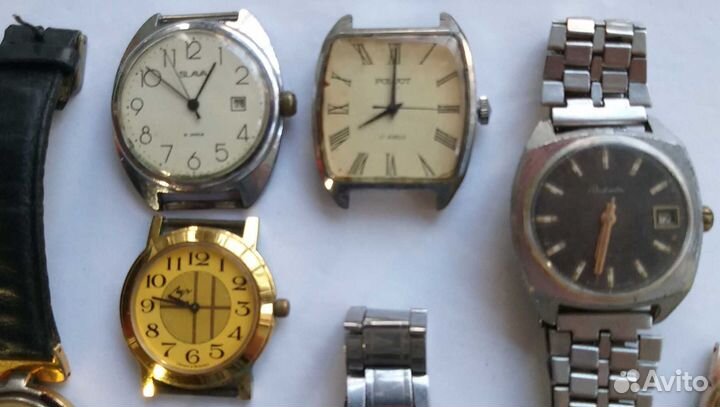 Часы СССР и не только, один лот, 14 штук