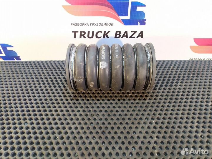 Патрубок интеркулера